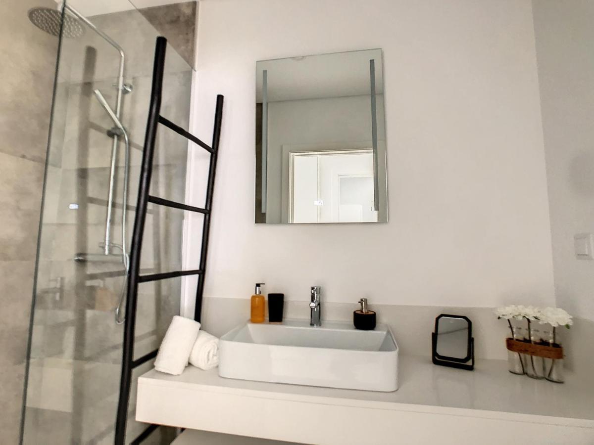 Uptown Apartment By Lovelystay Funchal  Ngoại thất bức ảnh